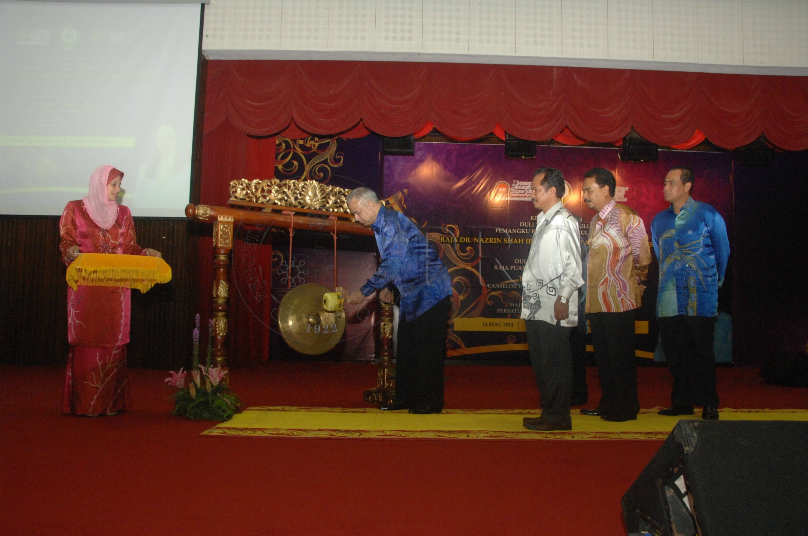 PRO 14 28 KONPEN FBA 0238